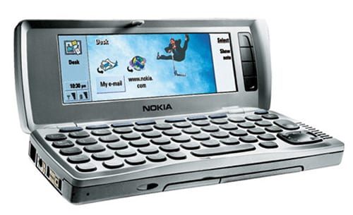 Вид на компьютерную часть коммуникатора Nokia 9210